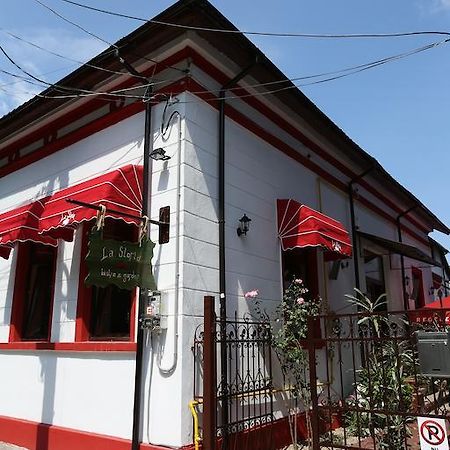 פיטסטי La Storia Guest House מראה חיצוני תמונה