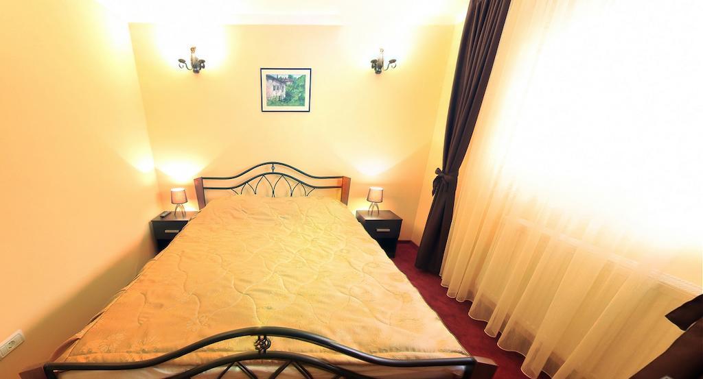 פיטסטי La Storia Guest House מראה חיצוני תמונה