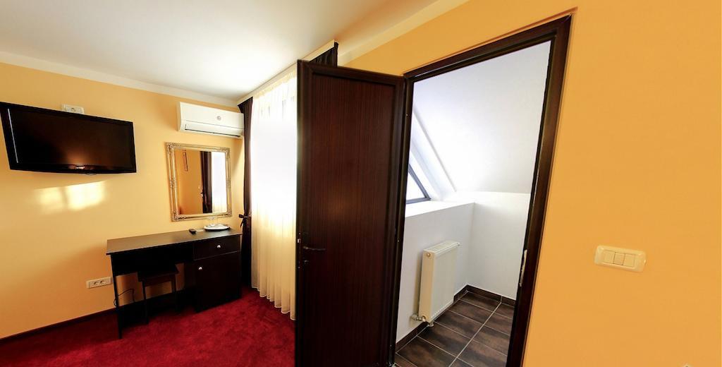 פיטסטי La Storia Guest House מראה חיצוני תמונה