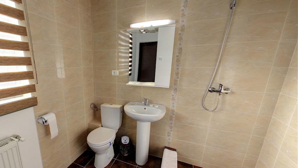 פיטסטי La Storia Guest House חדר תמונה